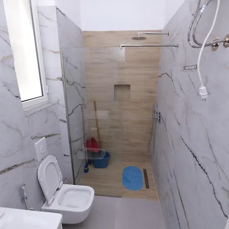 Beninet Apartments In Golem Beach 아파트 *